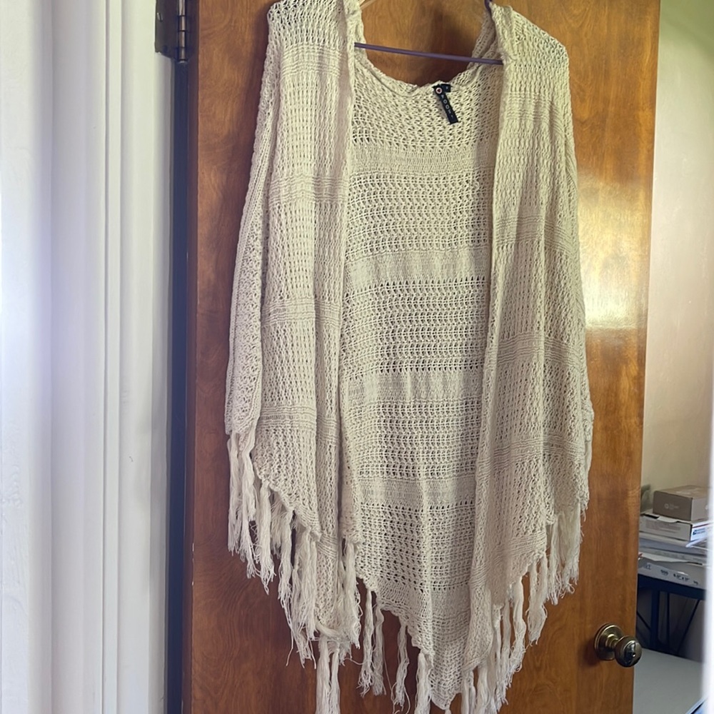 Women’s over sized cardigan with hood. Size s.